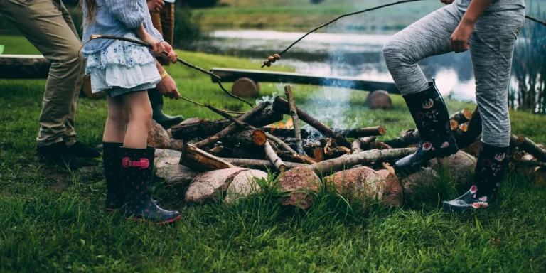 Camping Tips for First-Time Campfire Cooking